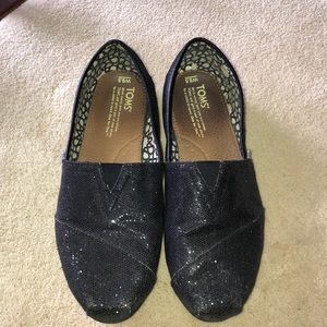 Black Classic Glitter Slip-on Toms Women’s 9.5